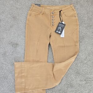 Cowgirl Tuff Women's Gold Trouser Jeans